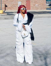 Load image into Gallery viewer, Bella